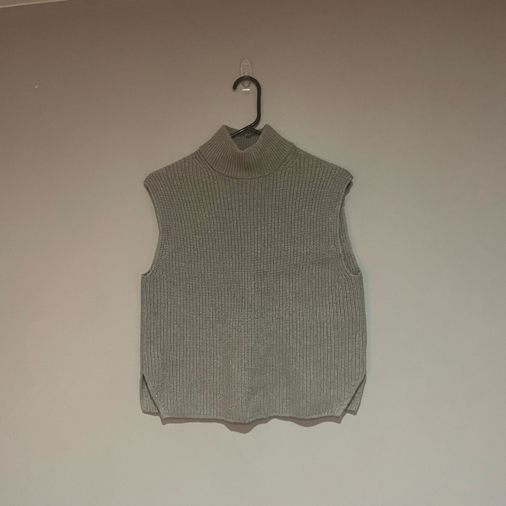 Abercrombie & Fitch Gray Turtleneck Sweater